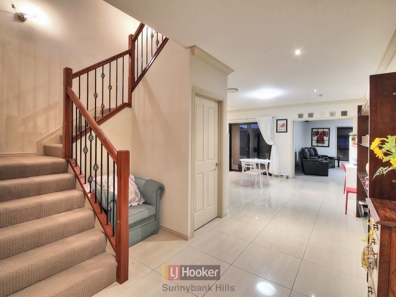 40 Willowleaf Close, Stretton QLD 4116