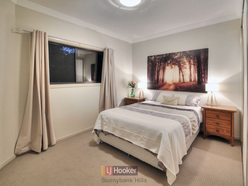 40 Willowleaf Close, Stretton QLD 4116