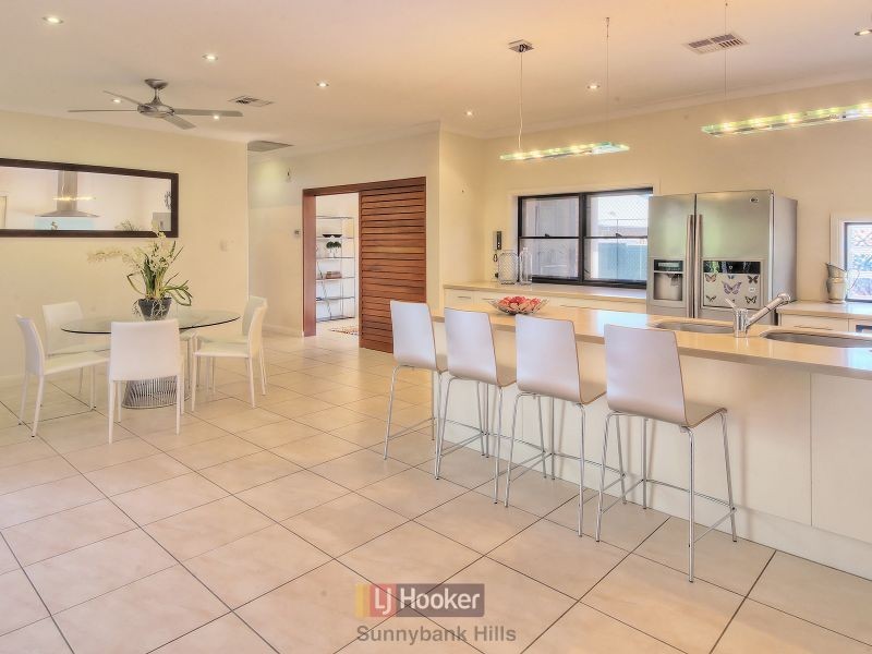 28 Bush Pea Place, Kuraby QLD 4112