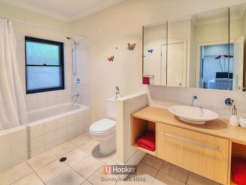 28 Bush Pea Place, Kuraby QLD 4112