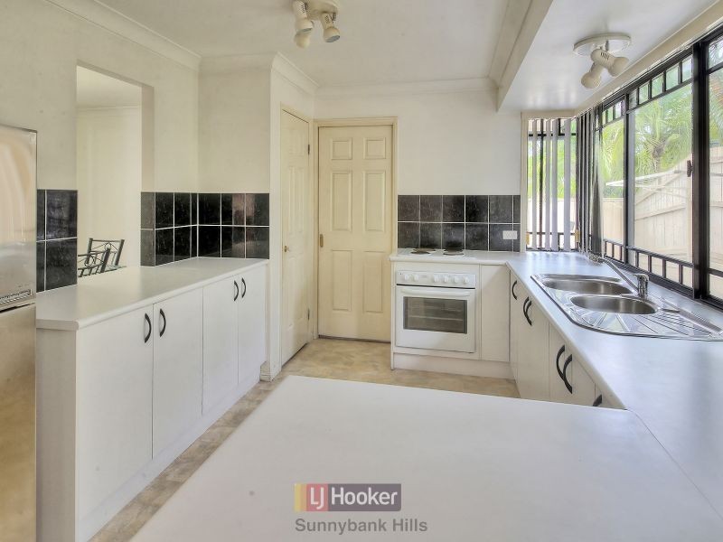 8 Linaria Circuit, Drewvale QLD 4116