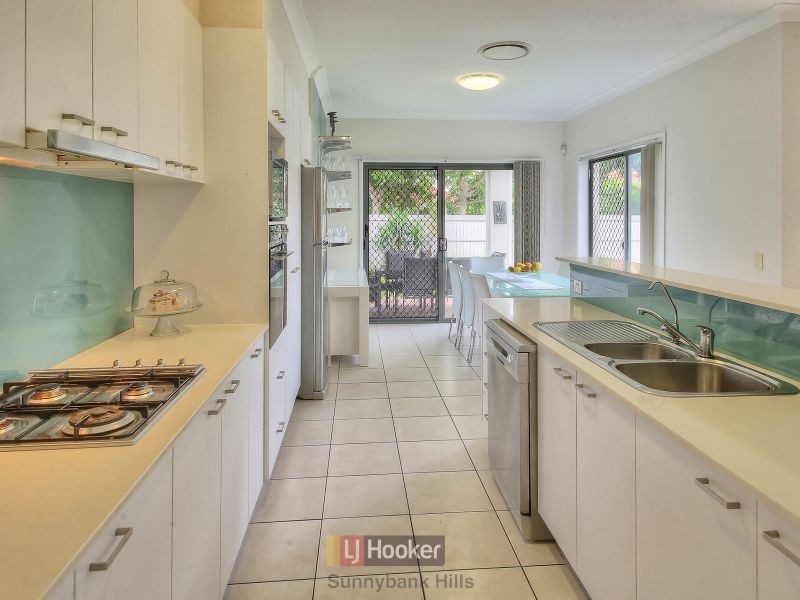 30 Hilas Circuit, Sunnybank Hills QLD 4109