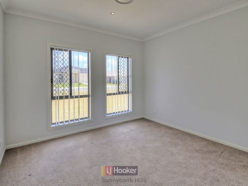 69 Redgum Drive, Regents Park QLD 4118