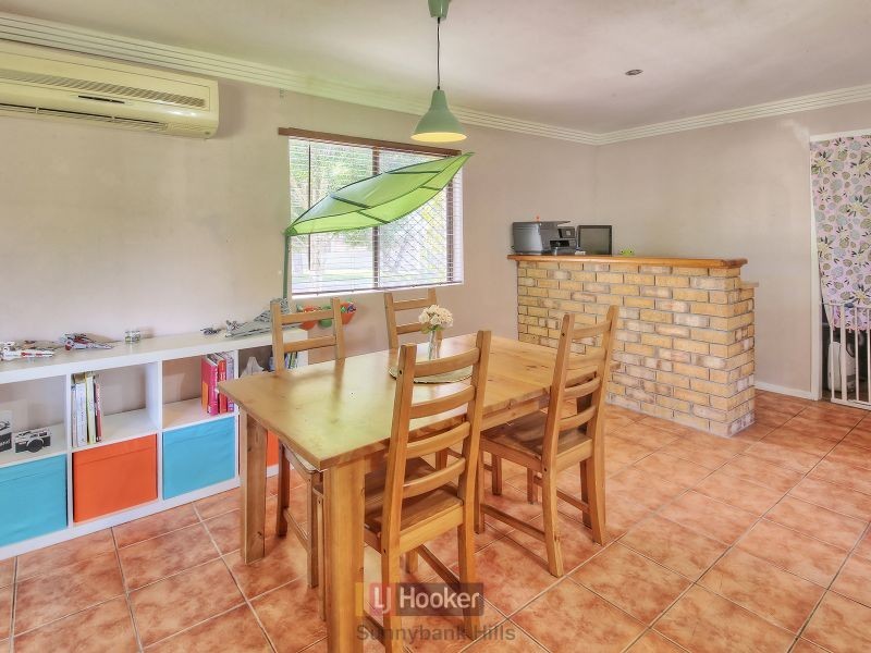 27 Bolwell Street, Runcorn QLD 4113