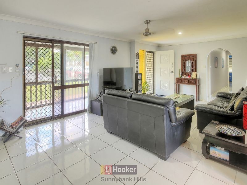3 Daphine Place, Algester QLD 4115