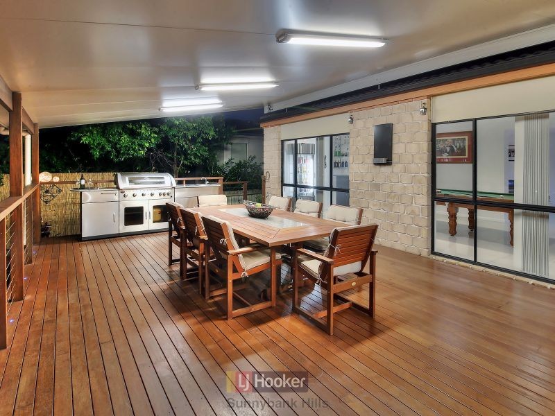 19 Regency Place, Stretton QLD 4116