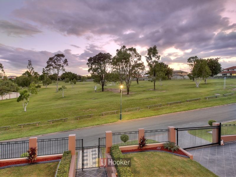19 Regency Place, Stretton QLD 4116
