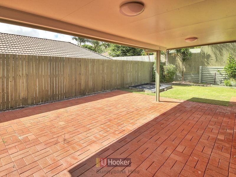 13 Robinson Crescent, Runcorn QLD 4113