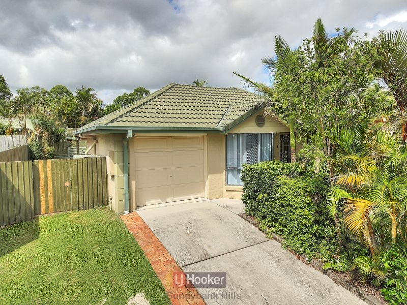13 Robinson Crescent, Runcorn QLD 4113