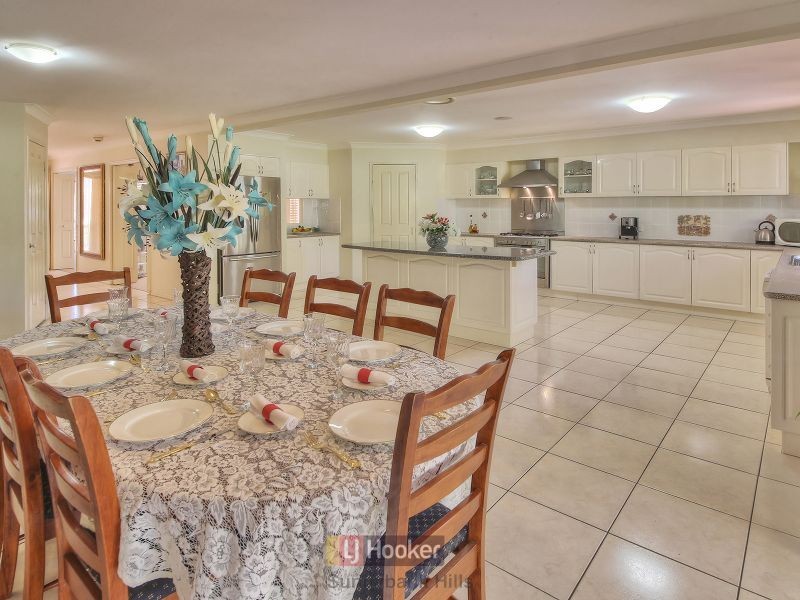 25 Lichfield Place, Parkinson QLD 4115