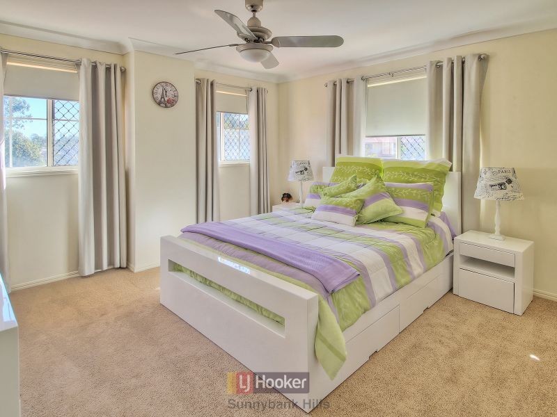 25 Lichfield Place, Parkinson QLD 4115