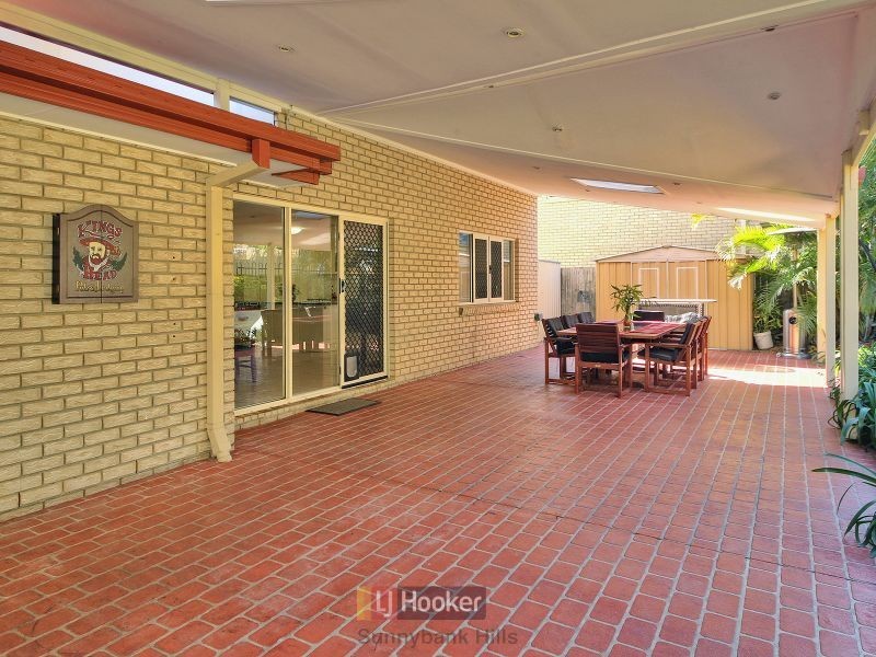25 Lichfield Place, Parkinson QLD 4115