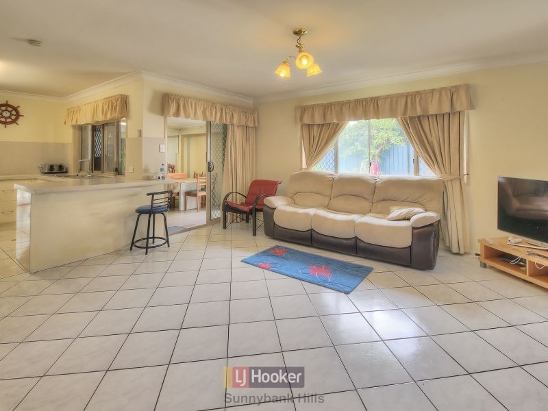 2 Burrum Court, Runcorn QLD 4113