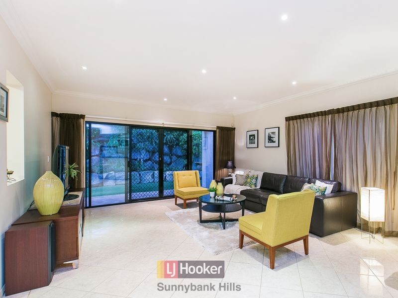 11 Goldpep Close, Runcorn QLD 4113