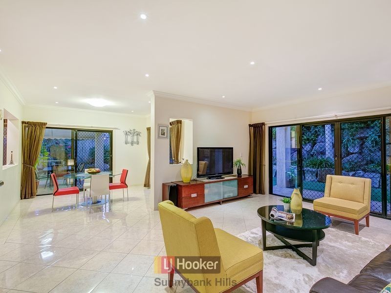 11 Goldpep Close, Runcorn QLD 4113