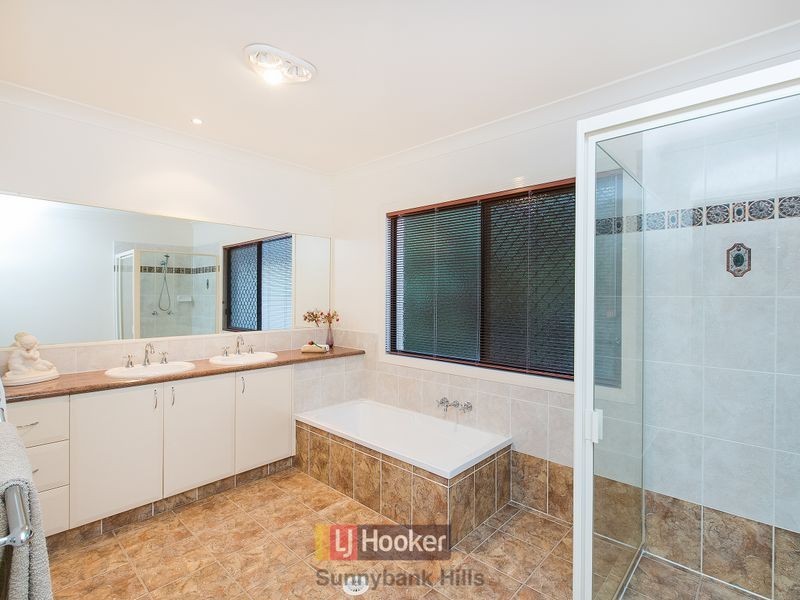 11 Goldpep Close, Runcorn QLD 4113