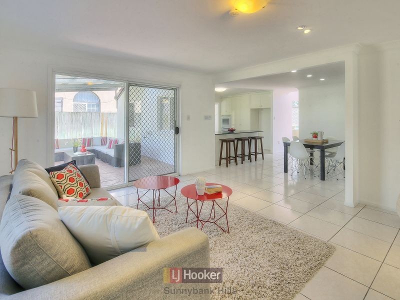 38 The Avenue, Sunnybank Hills QLD 4109