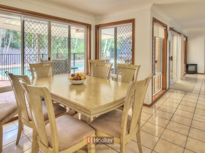 18 Redgum Place, Calamvale QLD 4116