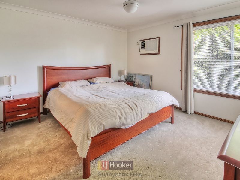 18 Redgum Place, Calamvale QLD 4116