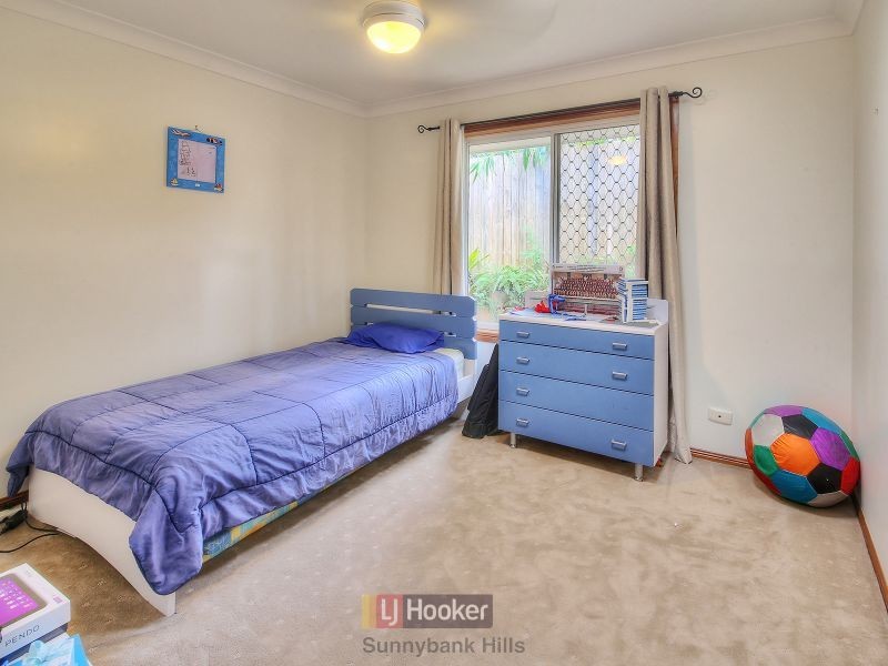 18 Redgum Place, Calamvale QLD 4116