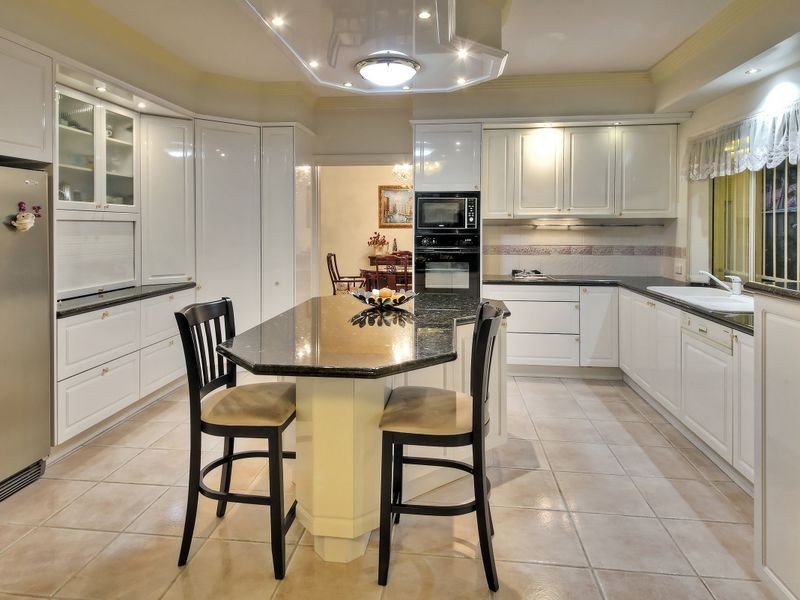 10 Grassland Place, Sunnybank Hills QLD 4109