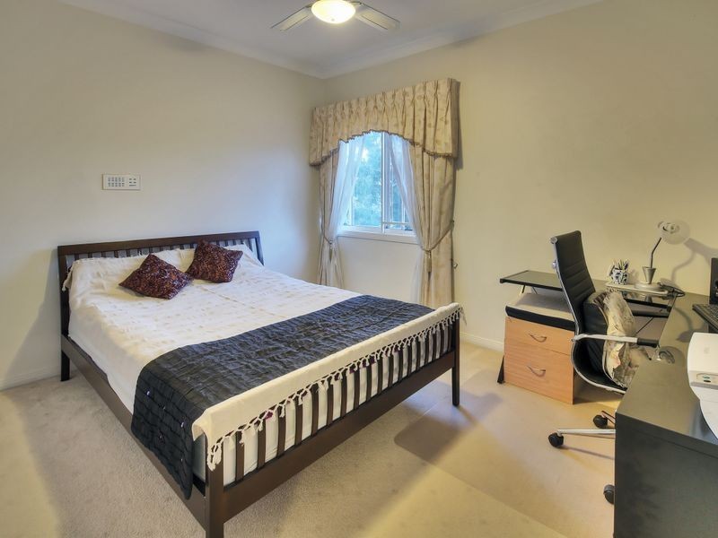 10 Grassland Place, Sunnybank Hills QLD 4109