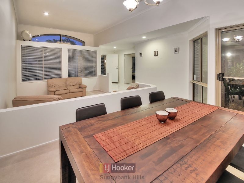 28 Tralee Place, Parkinson QLD 4115