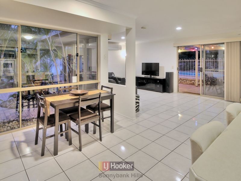28 Tralee Place, Parkinson QLD 4115