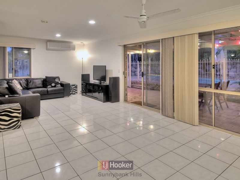 28 Tralee Place, Parkinson QLD 4115