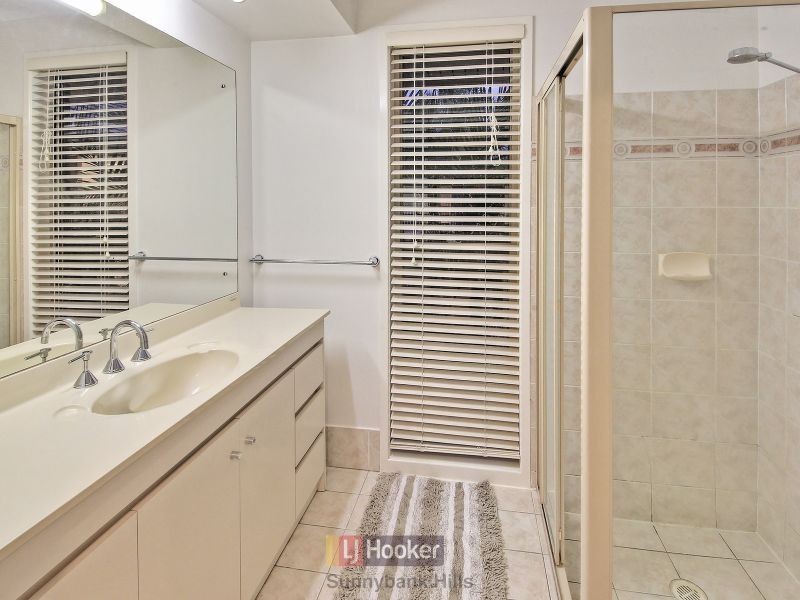 28 Tralee Place, Parkinson QLD 4115