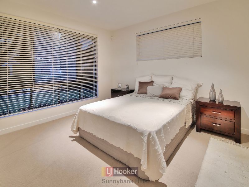 52 Dandelion Street, Eight Mile Plains QLD 4113