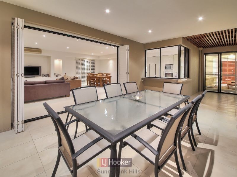 52 Dandelion Street, Eight Mile Plains QLD 4113