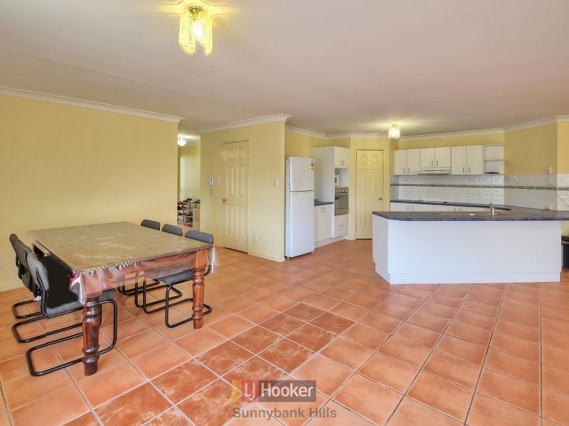 19 Hillcrest Street, Sunnybank Hills QLD 4109