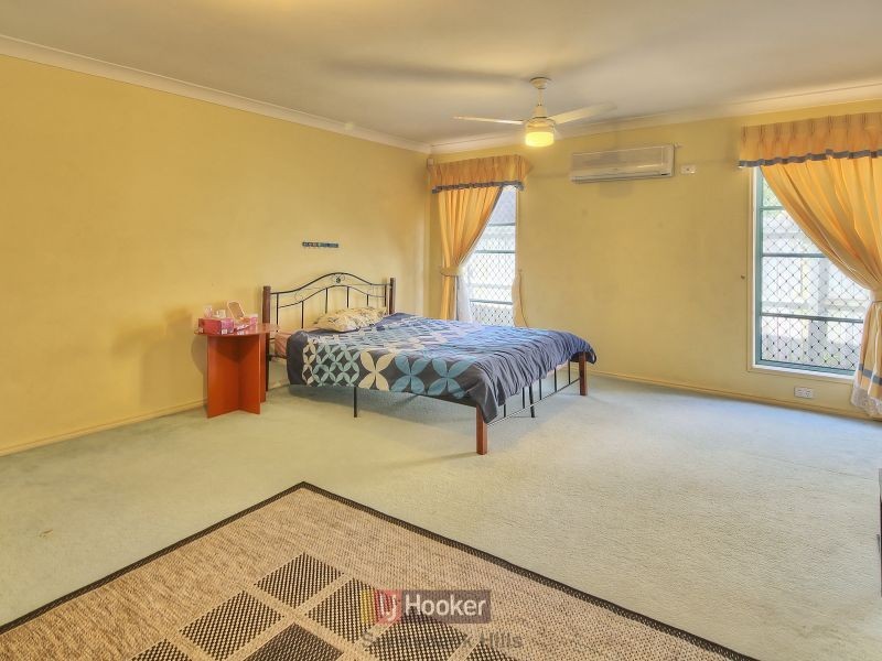 19 Hillcrest Street, Sunnybank Hills QLD 4109