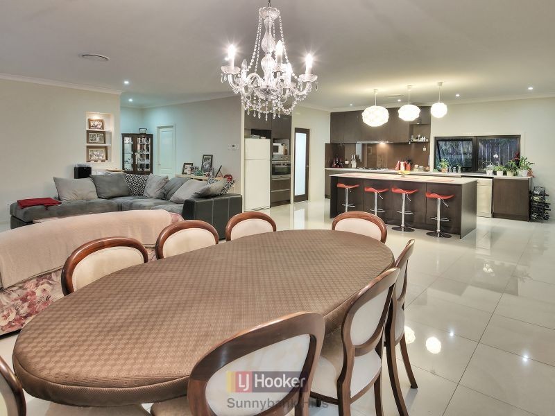17 Cleveland Place, Stretton QLD 4116
