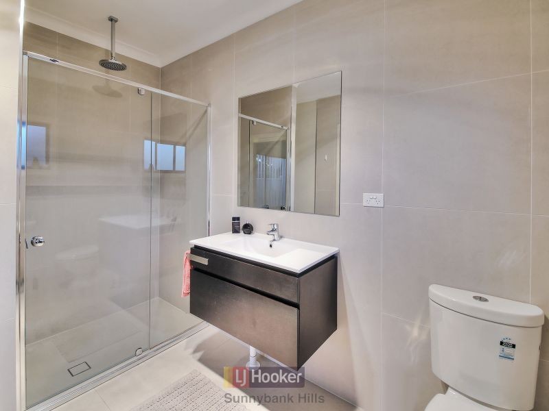 17 Cleveland Place, Stretton QLD 4116