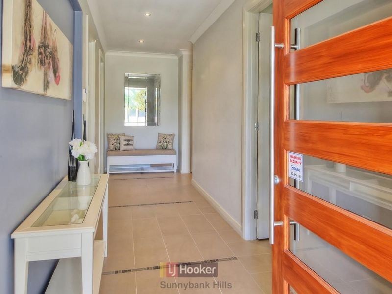 2 Meredith Street, Eight Mile Plains QLD 4113