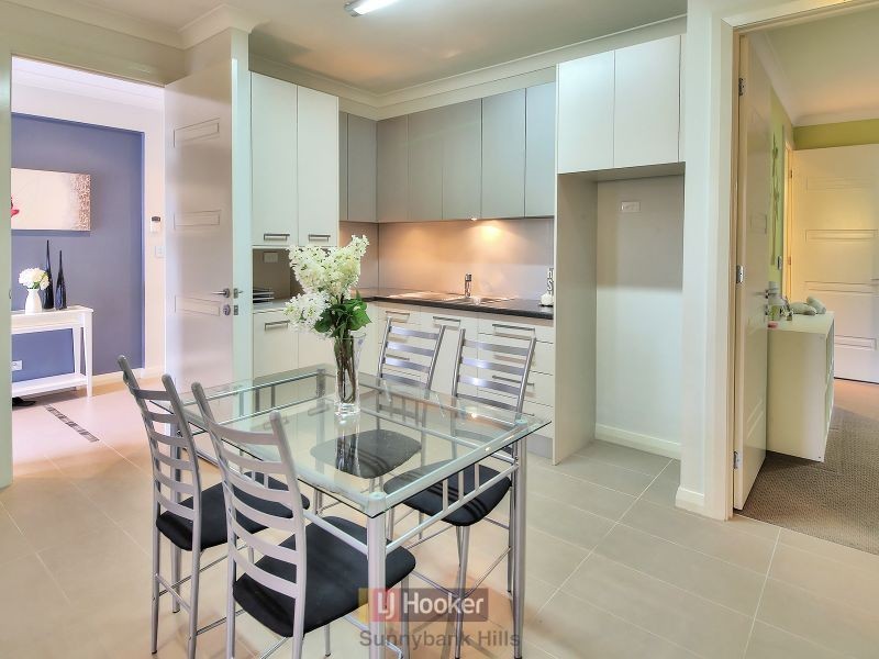 2 Meredith Street, Eight Mile Plains QLD 4113