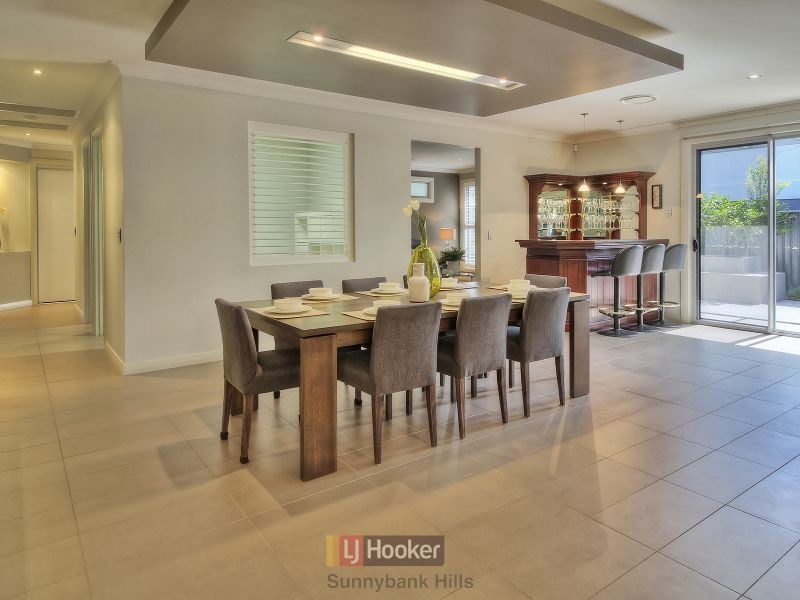 2 Meredith Street, Eight Mile Plains QLD 4113