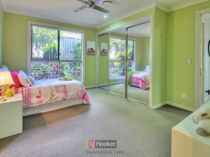 2 Meredith Street, Eight Mile Plains QLD 4113