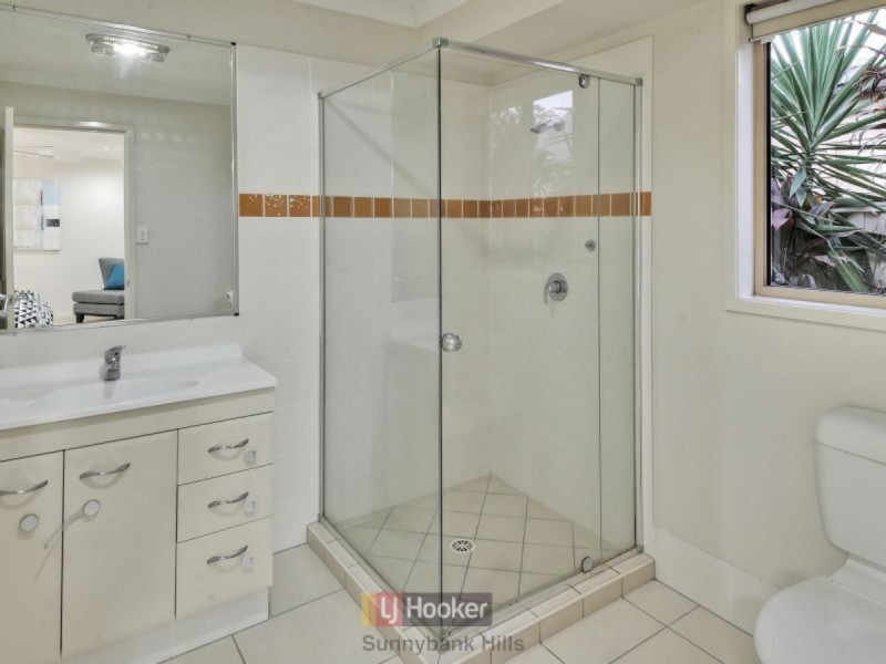 58 Bufalino Street, Parkinson QLD 4115