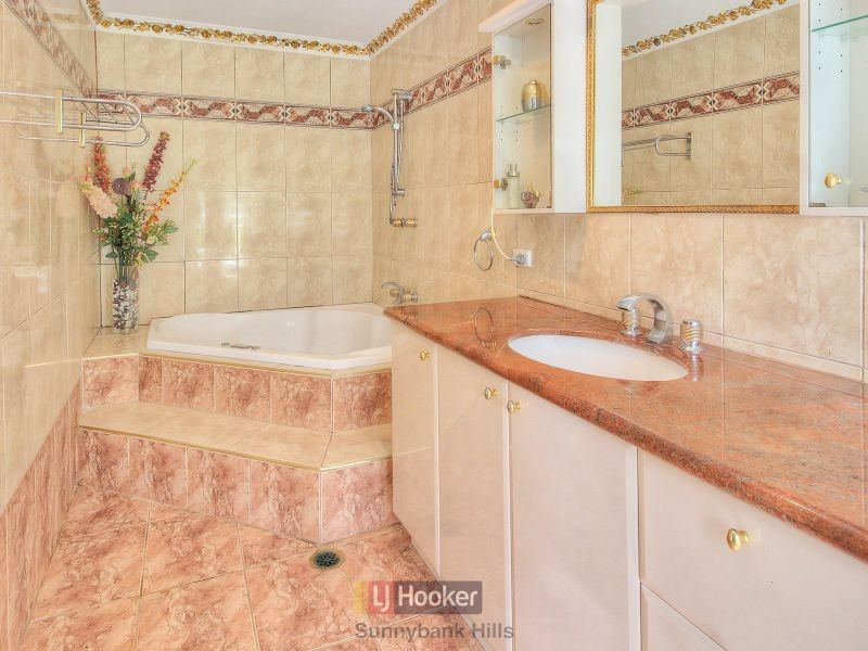 1257 Mt Gravatt-Capalaba Road, Burbank QLD 4156