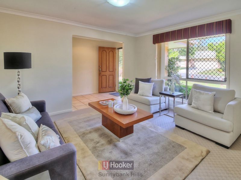 5 Innes Close, Parkinson QLD 4115
