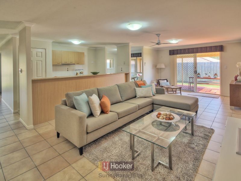 5 Innes Close, Parkinson QLD 4115