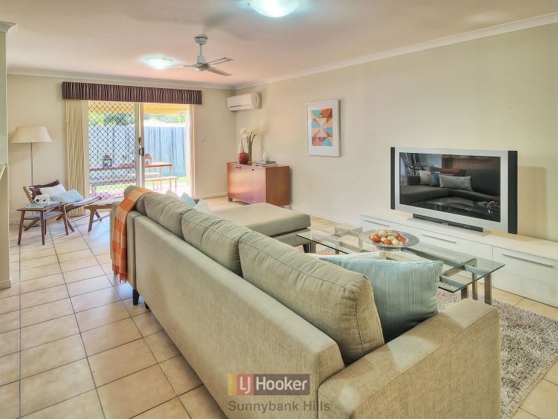 5 Innes Close, Parkinson QLD 4115