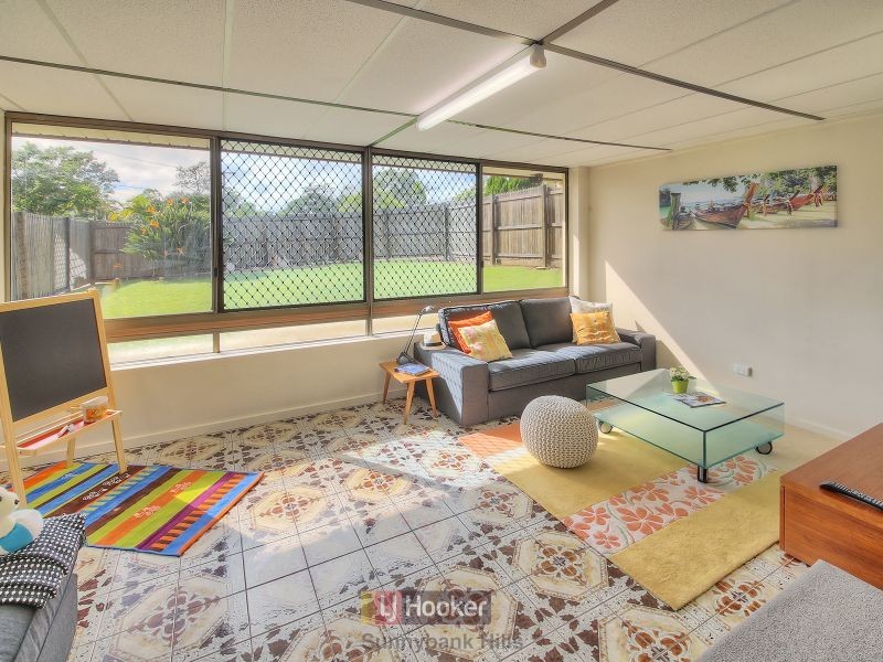 7 Laurieston Street, Sunnybank Hills QLD 4109