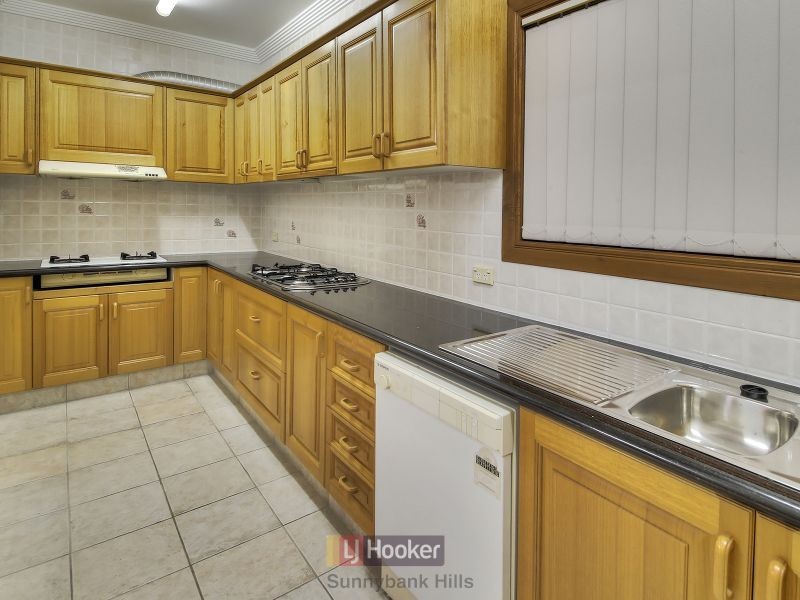 36a Le Grand Street, Macgregor QLD 4109