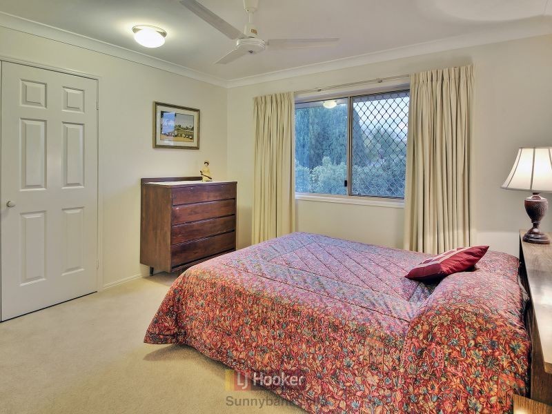 13 Reagan Place, Stretton QLD 4116