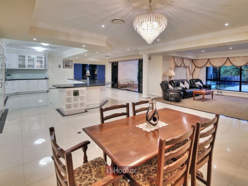 14 Feather Close, Forestdale QLD 4118