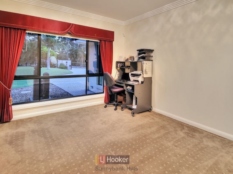 14 Feather Close, Forestdale QLD 4118